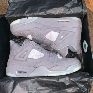 Air Jordan 4 IV KAWS Size 11